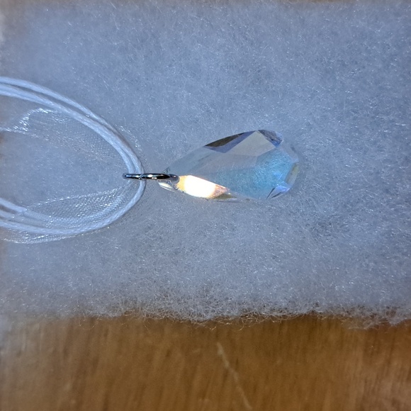 Shooting Star Crystal Marquise Necklace - Picture 6 of 6